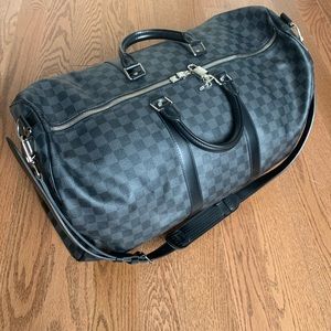 LOUIS VUITTON KEEPALL BANDOULIERE 55 in Damier Graphite Canvas